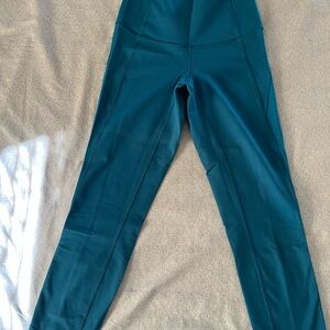 Lululemon Teal High-Waisted Capri Leggings